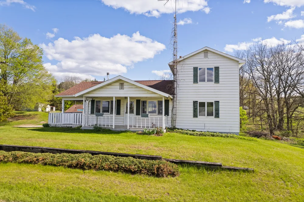 14321 W Austin Road Manchester, MI 48158