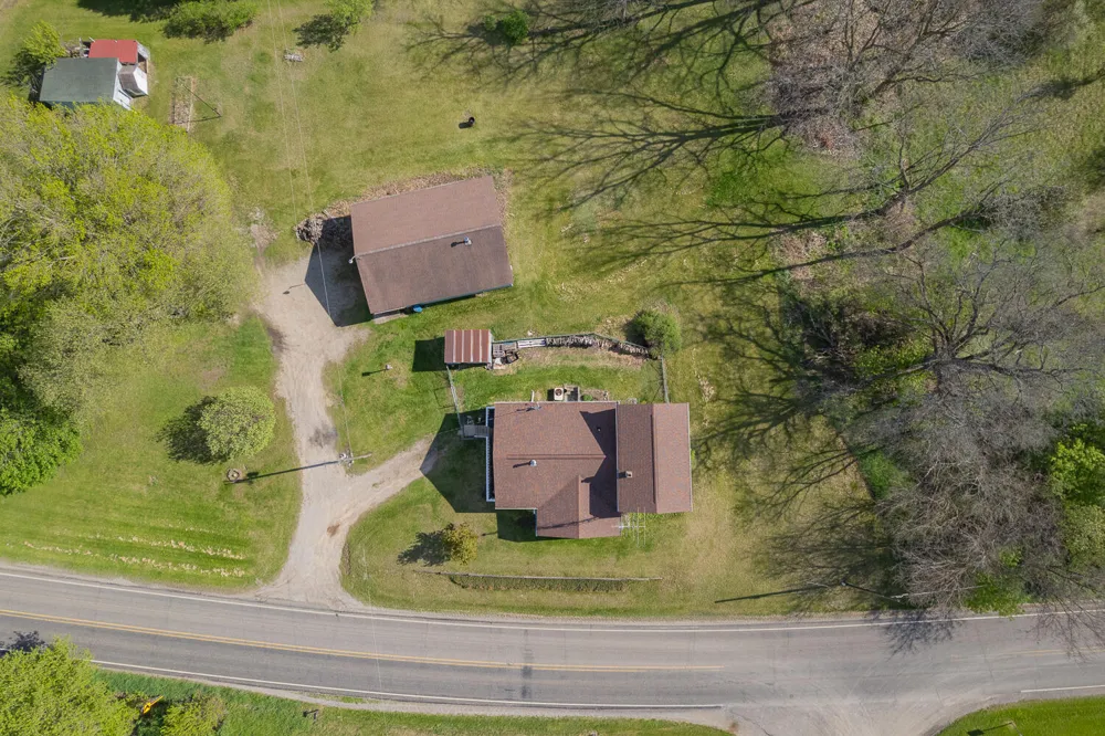 14321 W Austin Road Manchester, MI 48158
