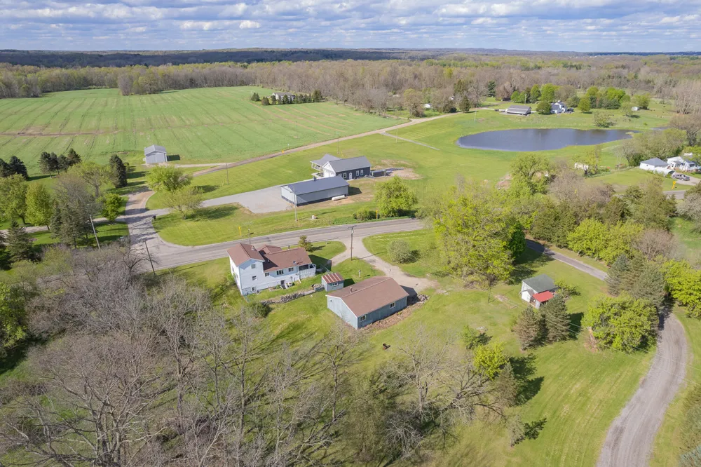 14321 W Austin Road Manchester, MI 48158