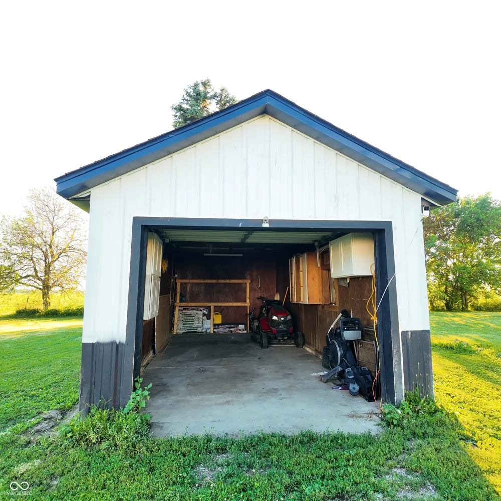 1171 W 1000 Alexandria, IN 46001