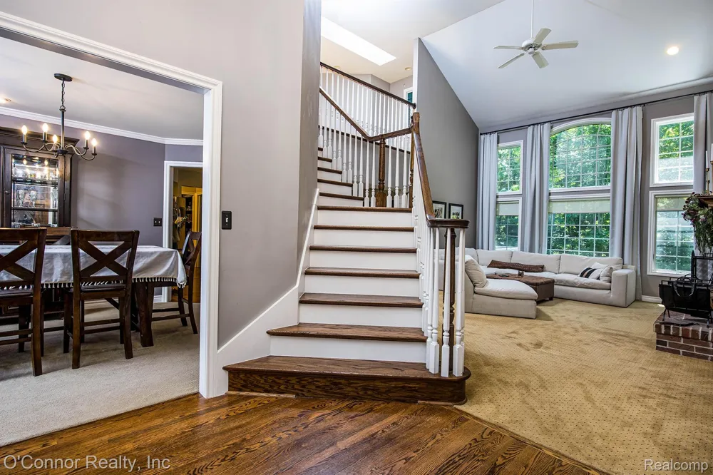 3239 Turnberry Port Huron Charter Township, MI 48060