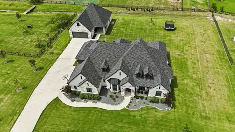 3101 Stardust Lane