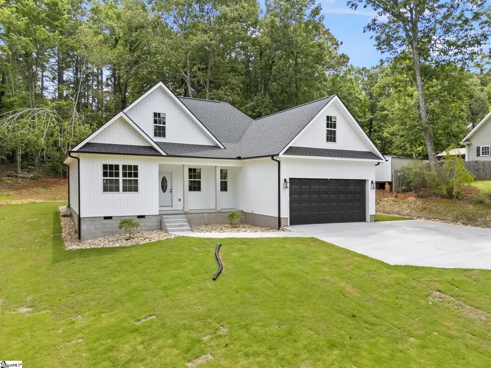 207 Eastview Drive Pickens, SC 29671