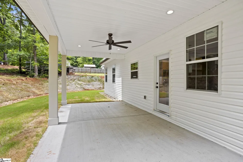 207 Eastview Drive Pickens, SC 29671