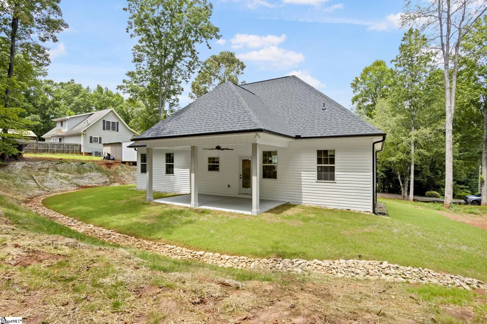 207 Eastview Drive Pickens, SC 29671