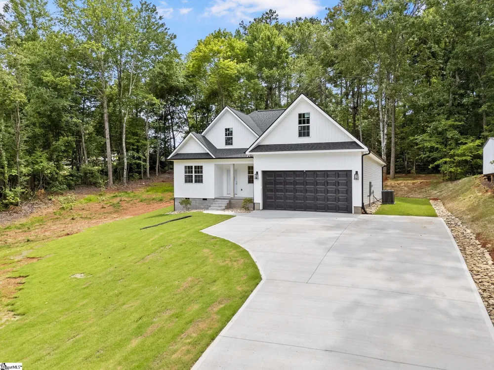 207 Eastview Drive Pickens, SC 29671
