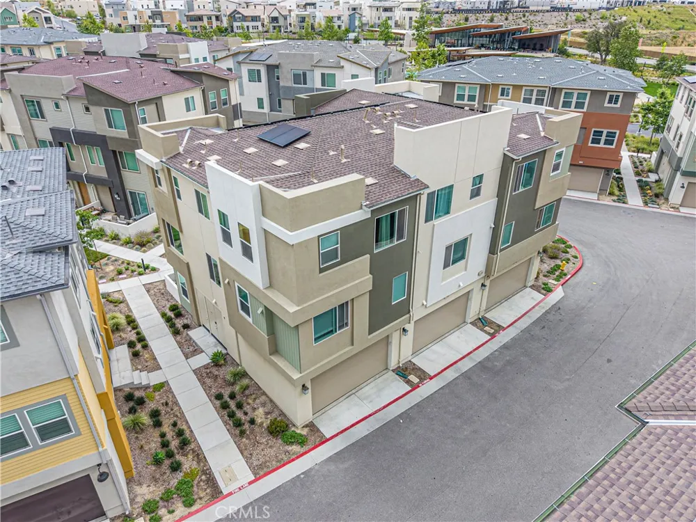 27154 Valley Oak Place Valencia, CA 91381