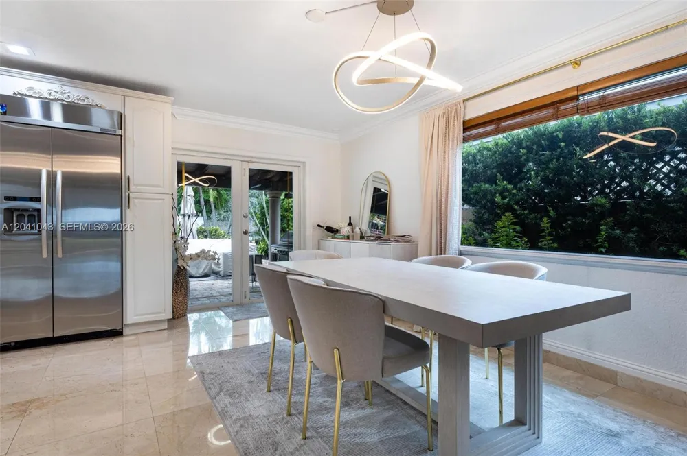 3220 NE 164th St North Miami Beach, FL 33160