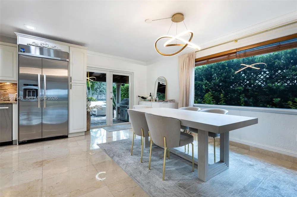 3220 NE 164th St North Miami Beach, FL 33160