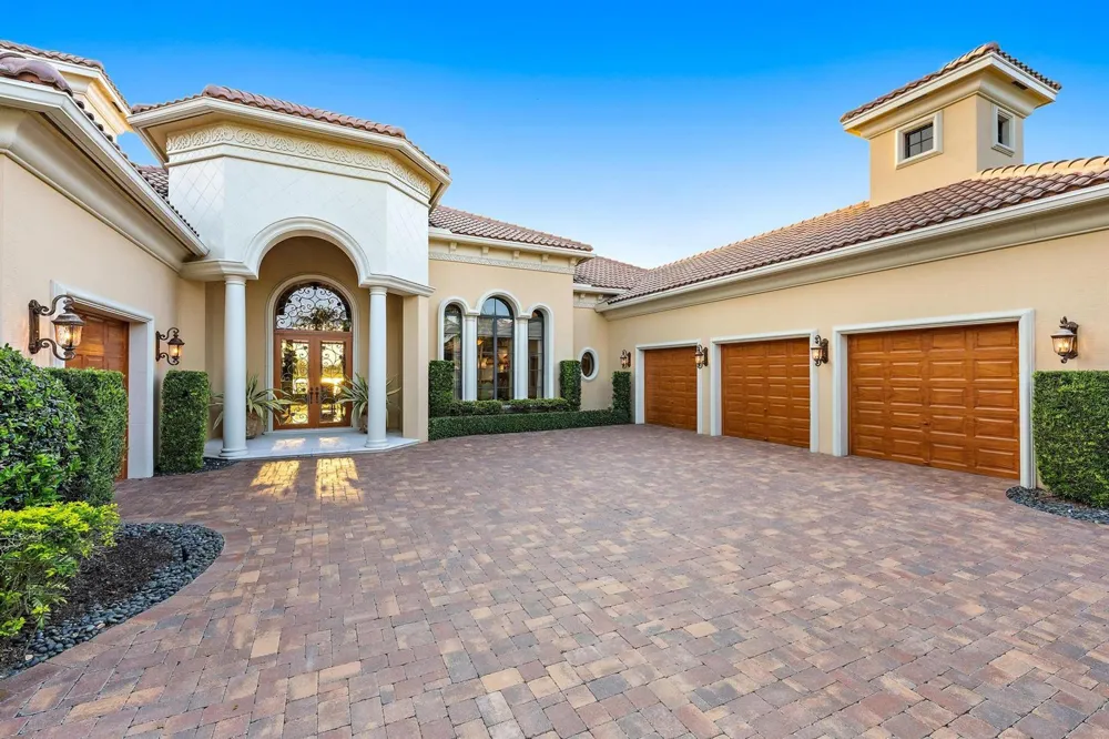 7287 Horizon Drive West Palm Beach, FL 33412