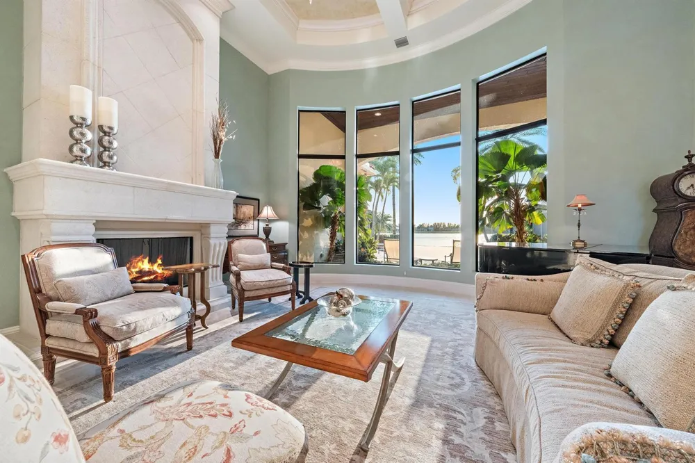 7287 Horizon Drive West Palm Beach, FL 33412