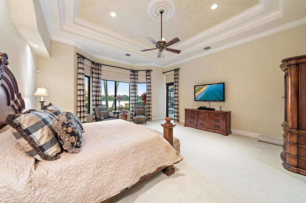 7287 Horizon Drive West Palm Beach, FL 33412