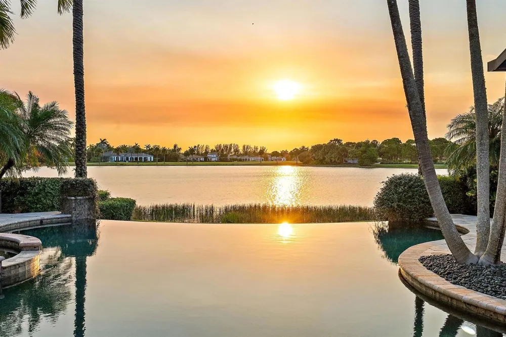 7287 Horizon Drive West Palm Beach, FL 33412
