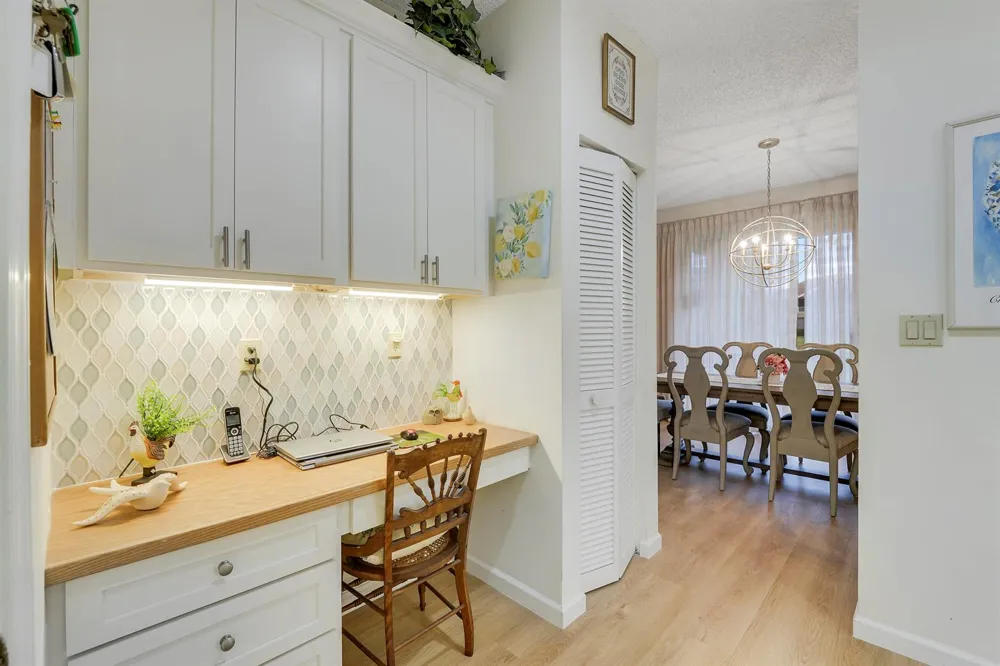 110 Legendary Circle Palm Beach Gardens, FL 33418