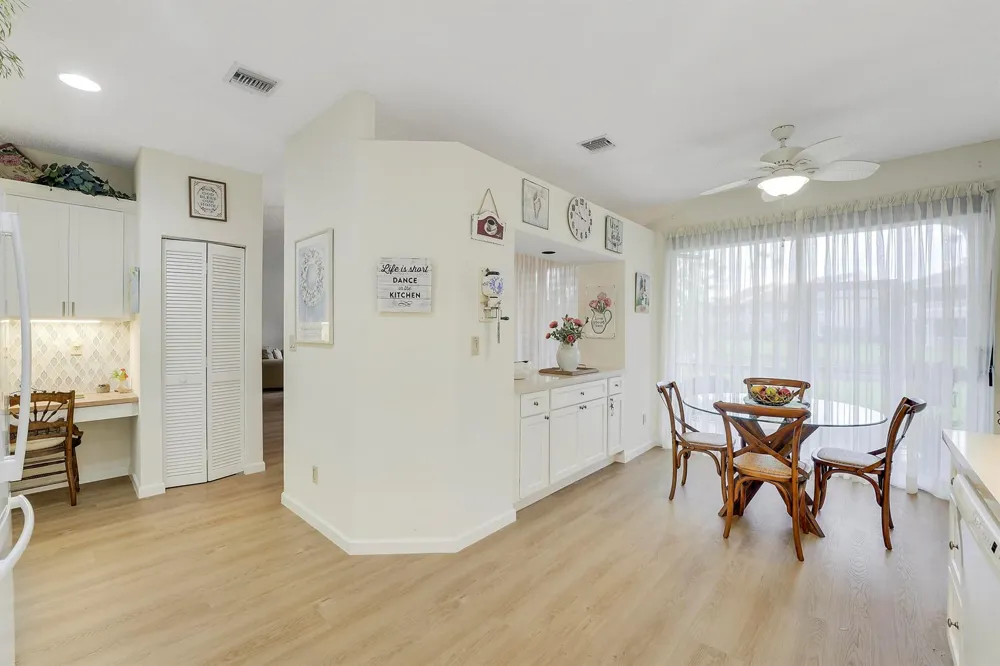 110 Legendary Circle Palm Beach Gardens, FL 33418