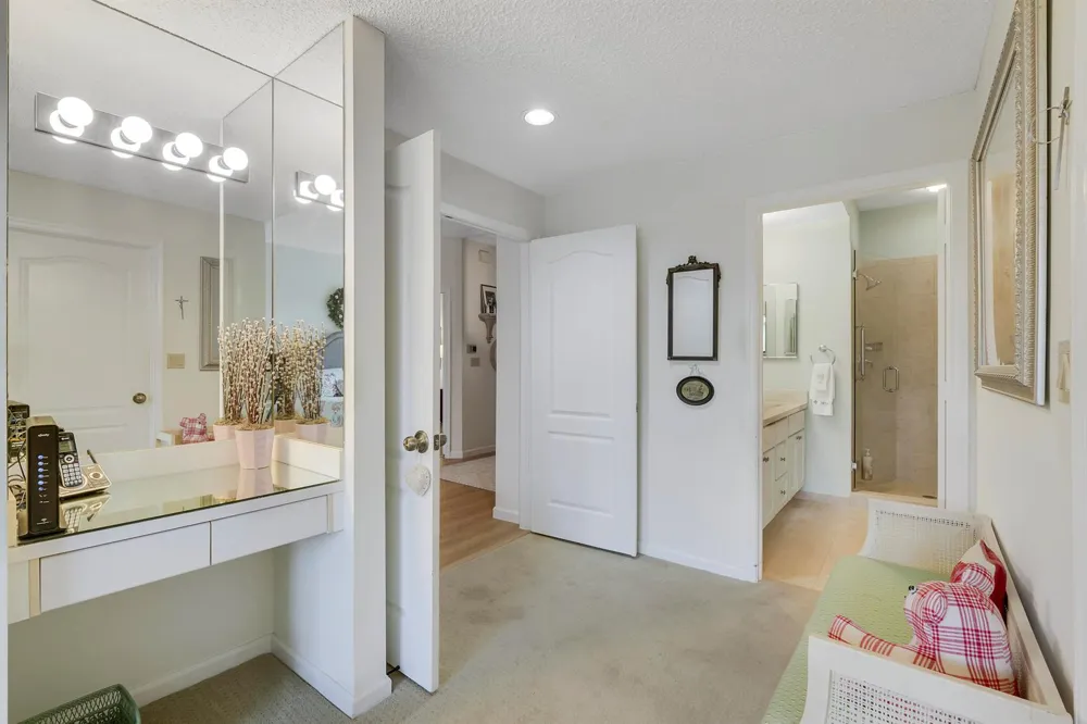 110 Legendary Circle Palm Beach Gardens, FL 33418