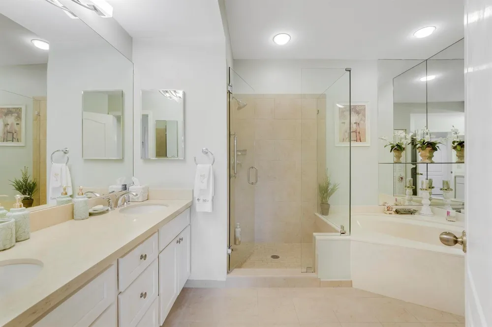 110 Legendary Circle Palm Beach Gardens, FL 33418