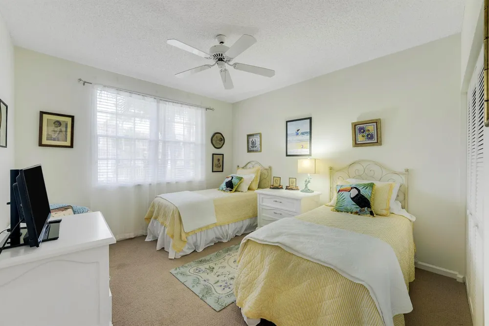 110 Legendary Circle Palm Beach Gardens, FL 33418