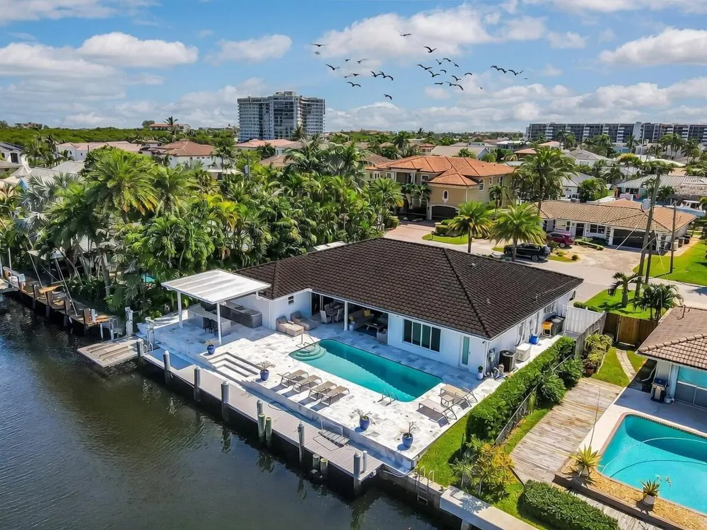 831 Dover Street Boca Raton, FL 33487