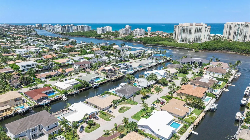 831 Dover Street Boca Raton, FL 33487