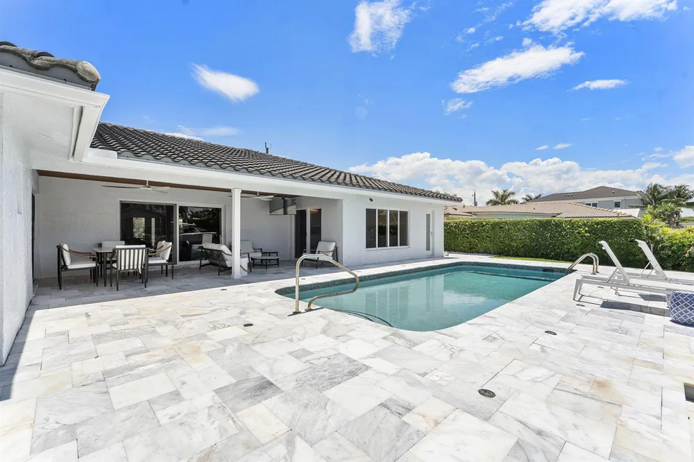 831 Dover Street Boca Raton, FL 33487