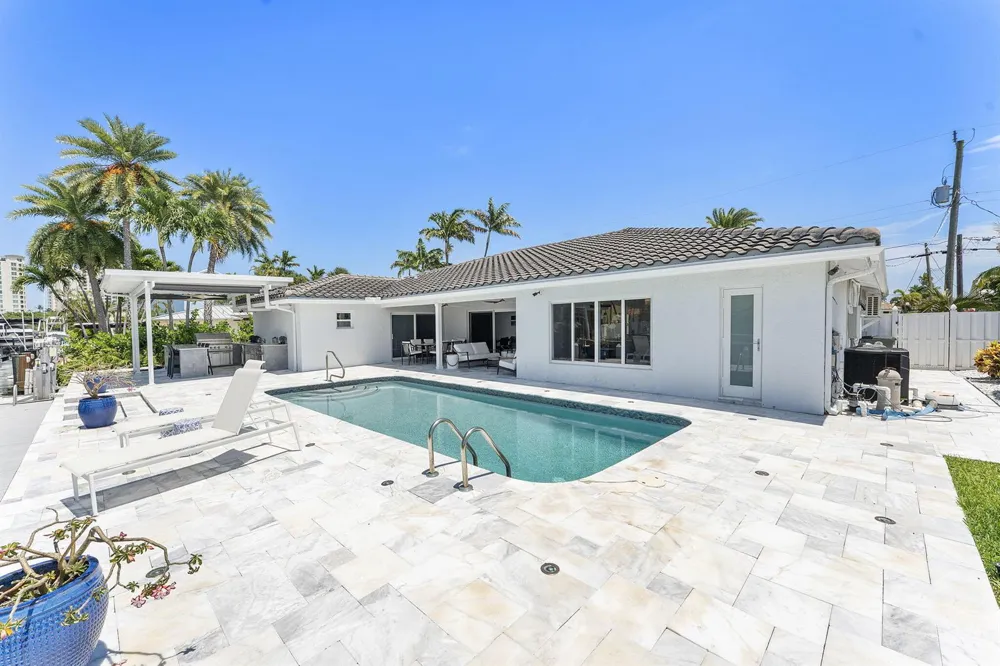 831 Dover Street Boca Raton, FL 33487