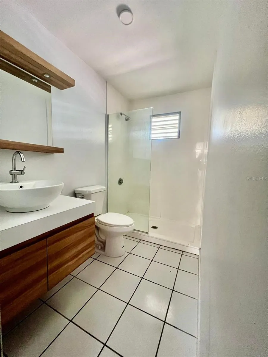 YAMIL GALIB PASEO LOS ROBLES #1614 Mayaguez, PR 00680