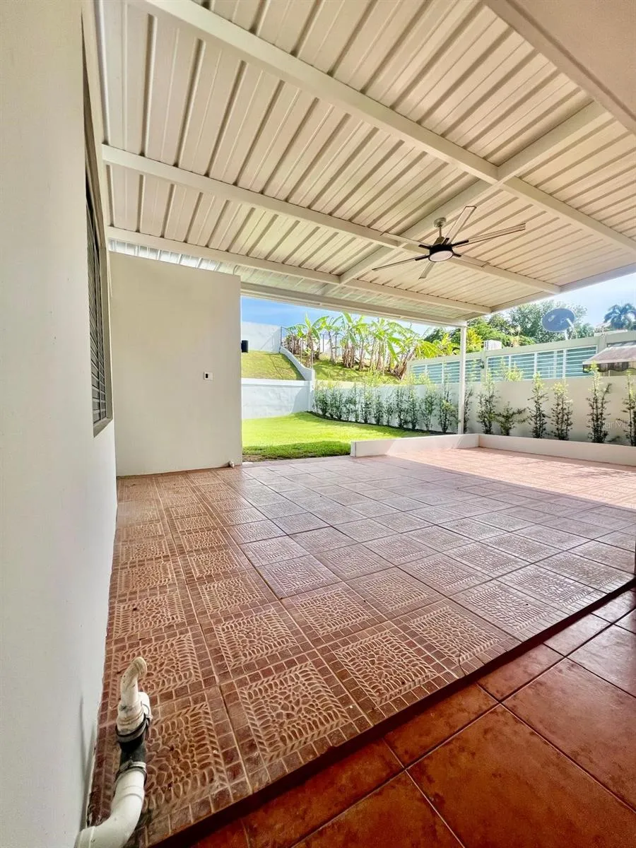 YAMIL GALIB PASEO LOS ROBLES #1614 Mayaguez, PR 00680