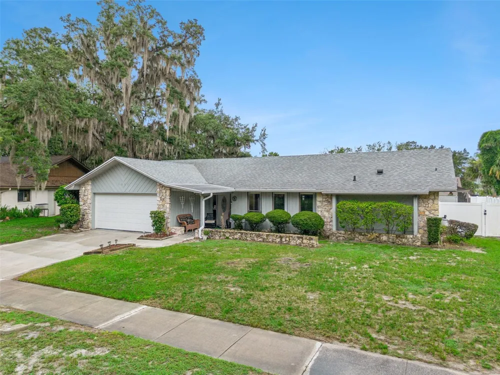 4902 BRIAR OAKS CIRCLE Orlando, FL 32808