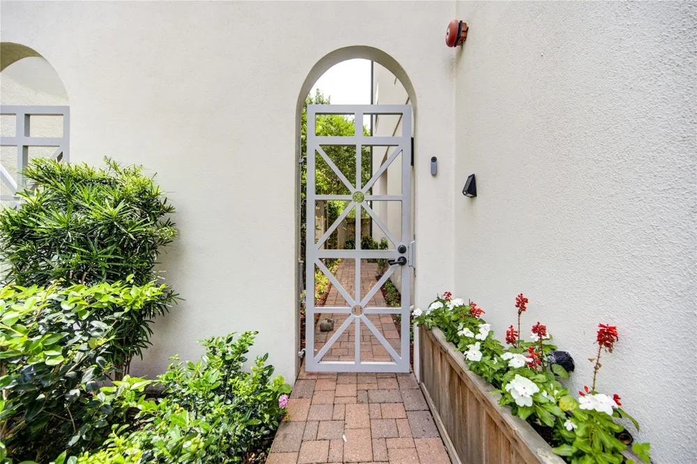 16011 Morgan Street Sugar Land, TX 77478
