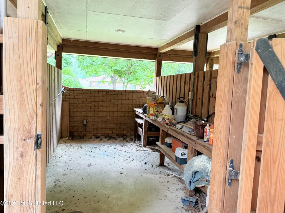 123 Devalda Drive Duck Hill, MS 38925
