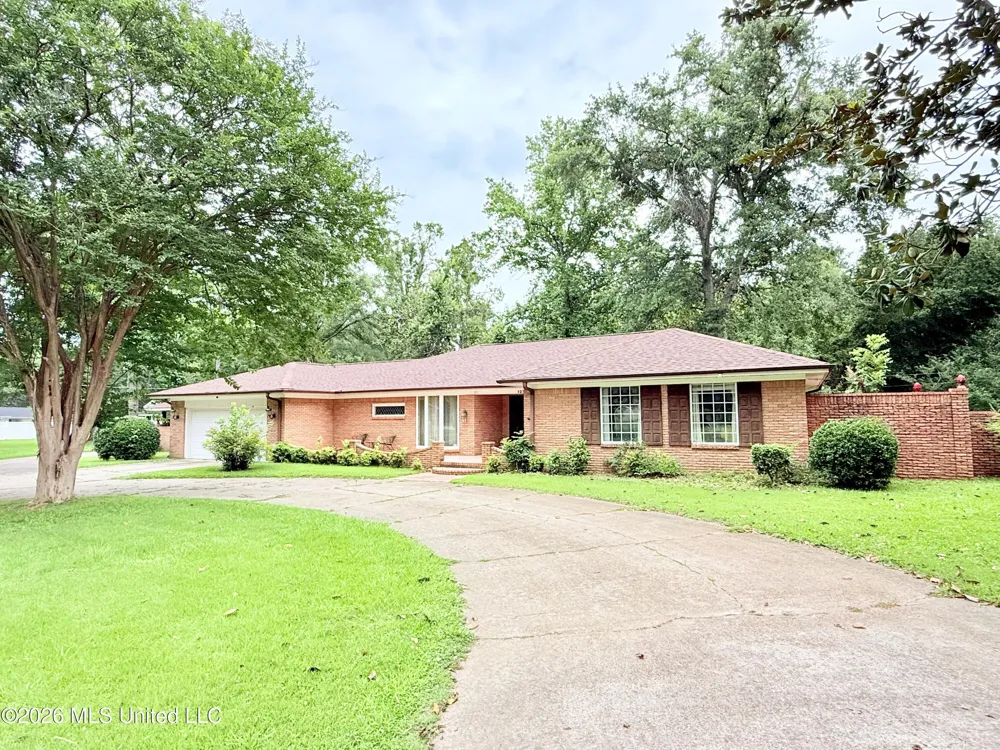123 Devalda Drive Duck Hill, MS 38925