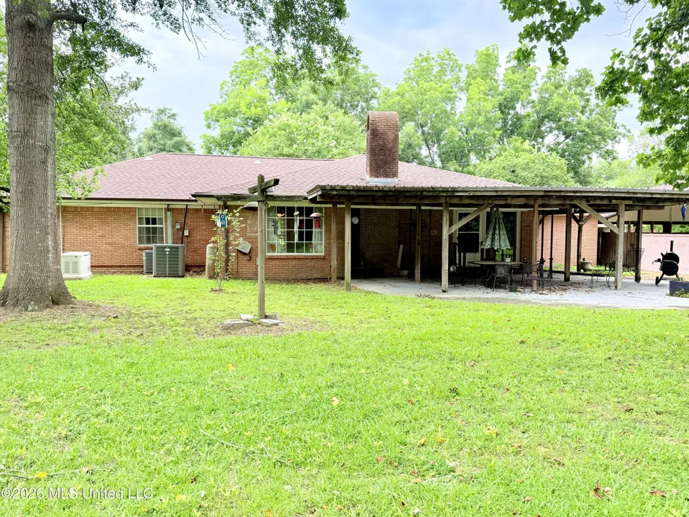 123 Devalda Drive Duck Hill, MS 38925