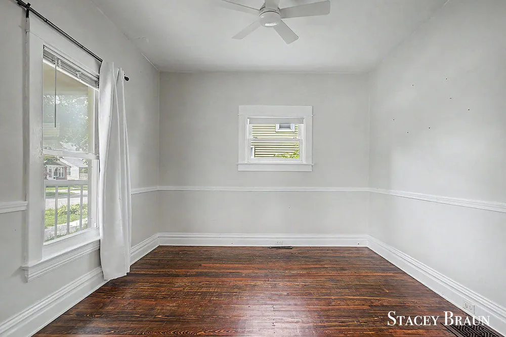 1009 Courtney Street NW Grand Rapids, MI 49504