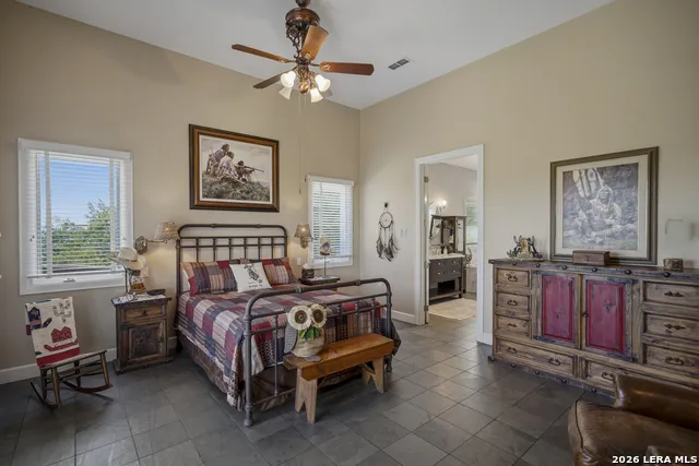 165 Settlers Comfort, TX 78013
