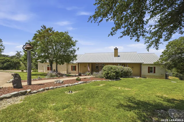 165 Settlers Comfort, TX 78013