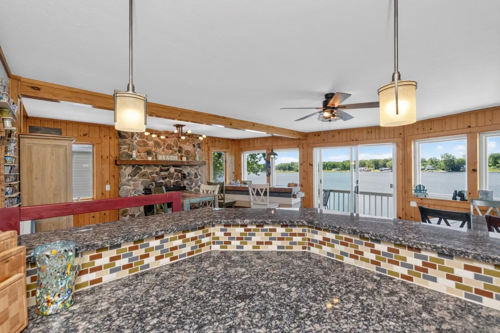 68388 Dailey Road Edwardsburg, MI 49112