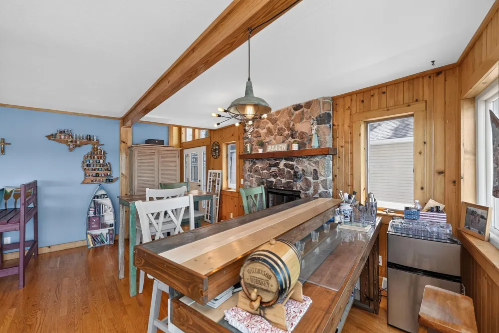 68388 Dailey Road Edwardsburg, MI 49112
