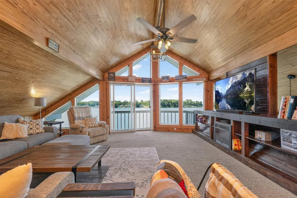 68388 Dailey Road Edwardsburg, MI 49112