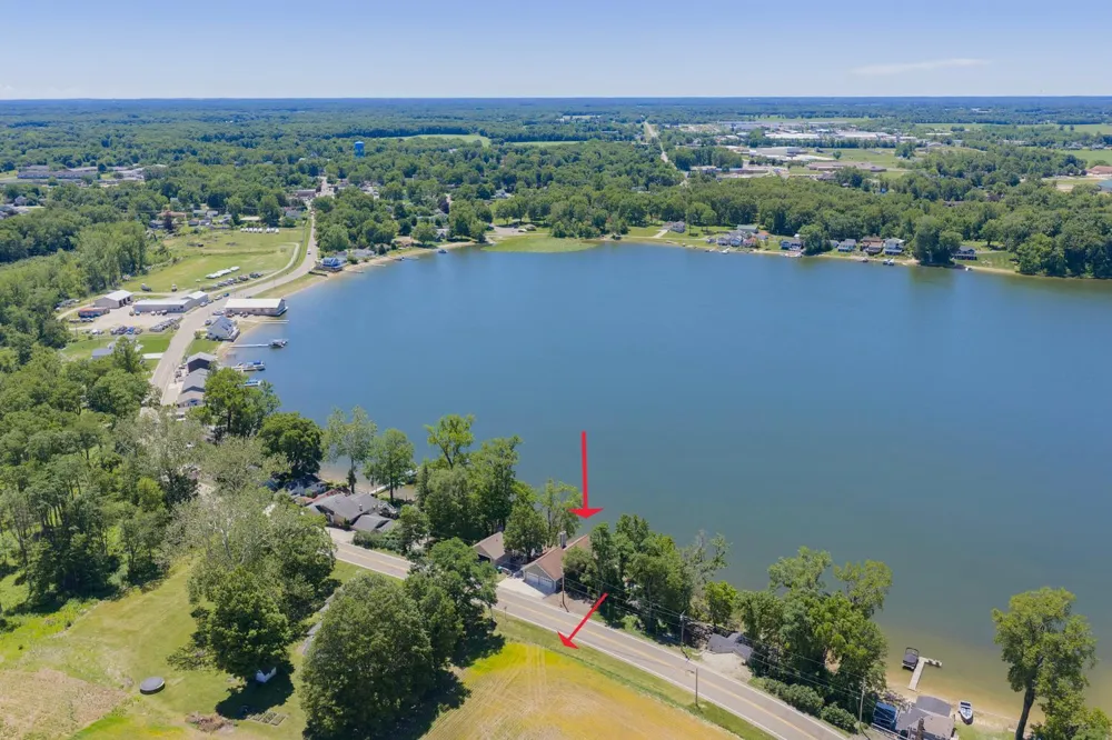 68388 Dailey Road Edwardsburg, MI 49112
