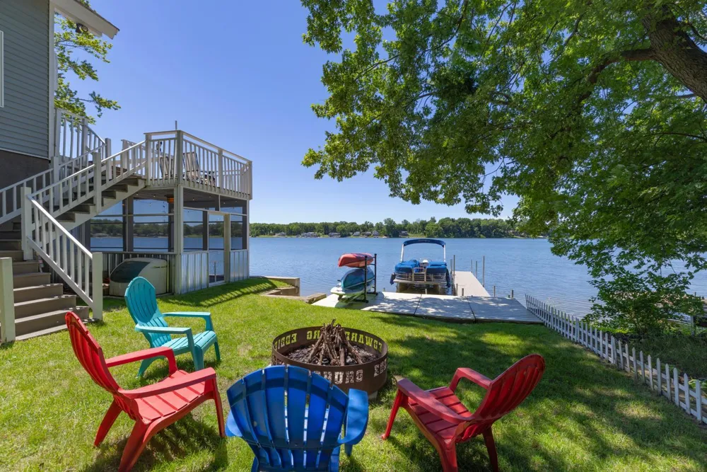 68388 Dailey Road Edwardsburg, MI 49112