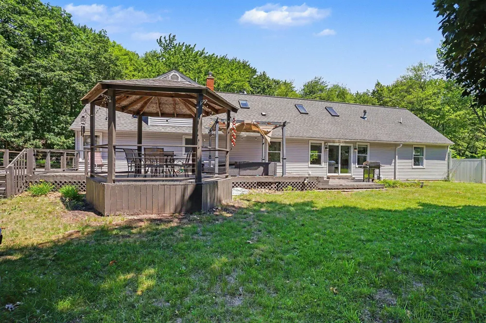 16962 Ransom Street Holland, MI 49424