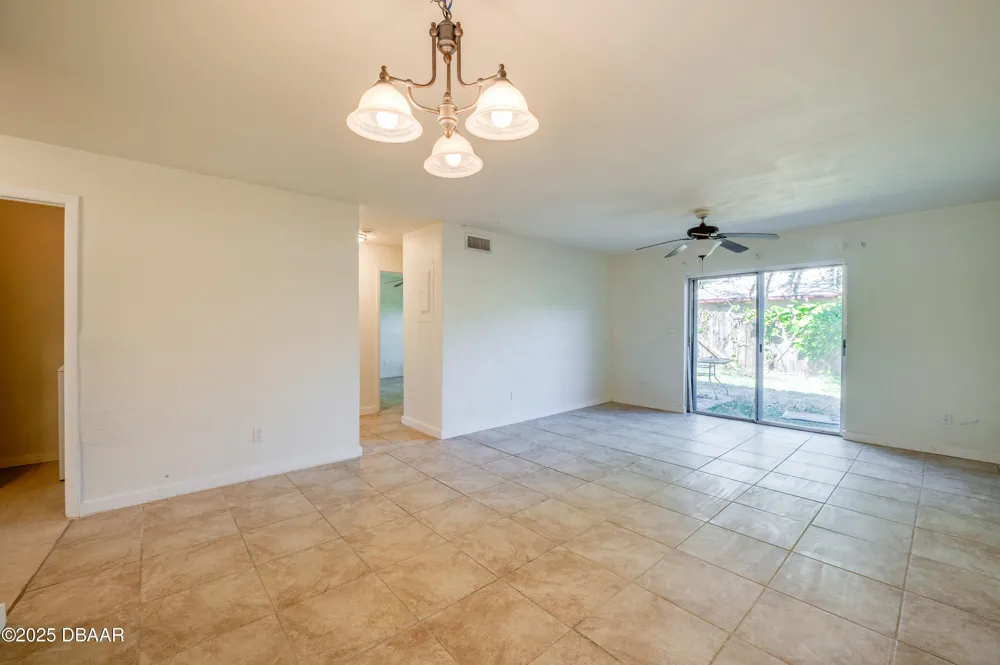 906 Boulder Drive South Daytona, FL 32119