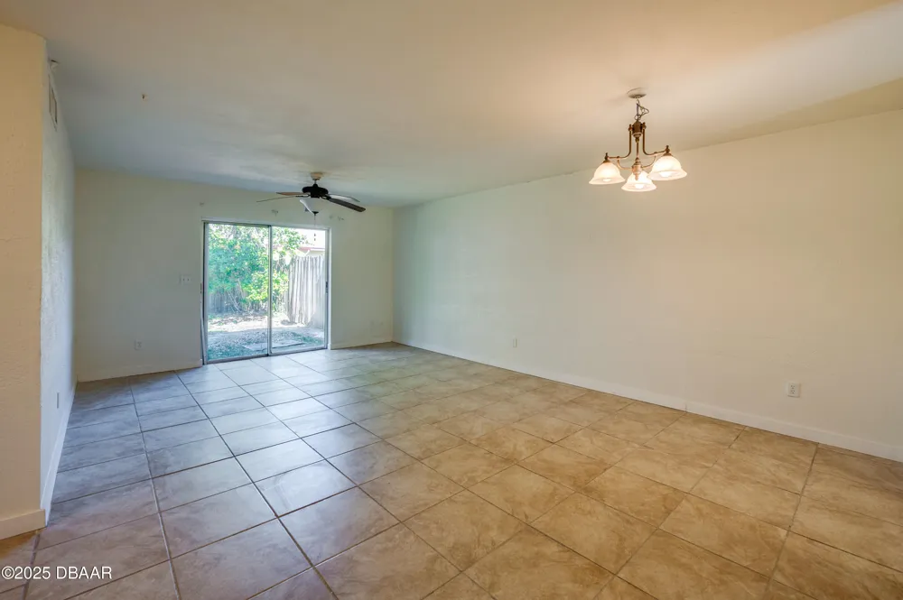 906 Boulder Drive South Daytona, FL 32119
