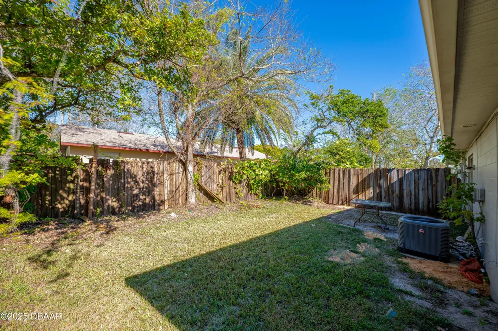 906 Boulder Drive South Daytona, FL 32119