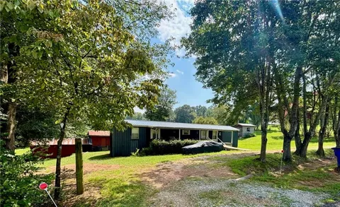 716 Hawkins Road