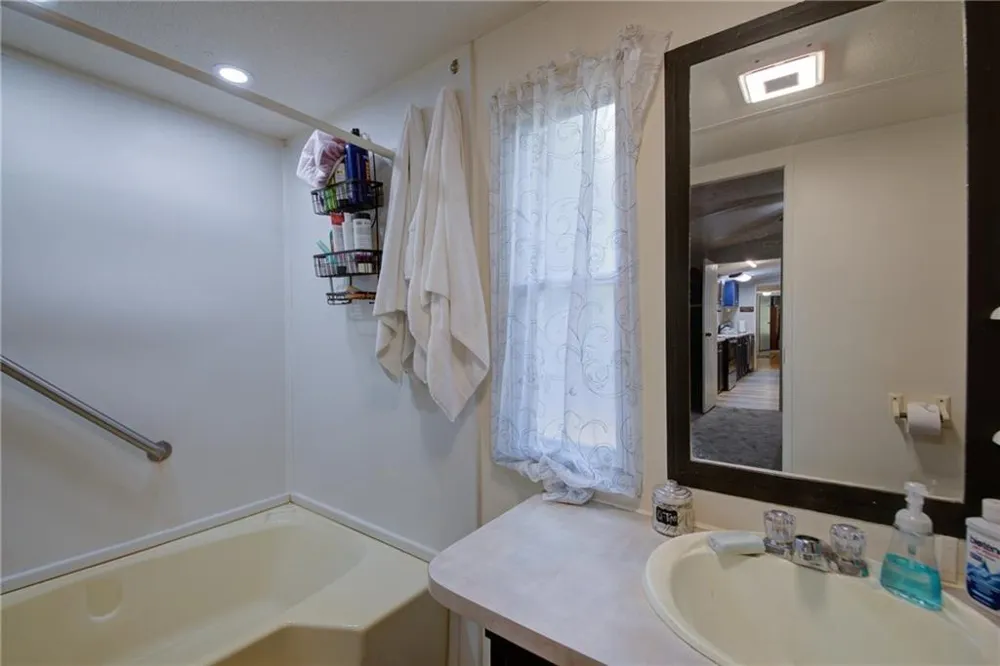 716 Hawkins Road Homer, GA 30547