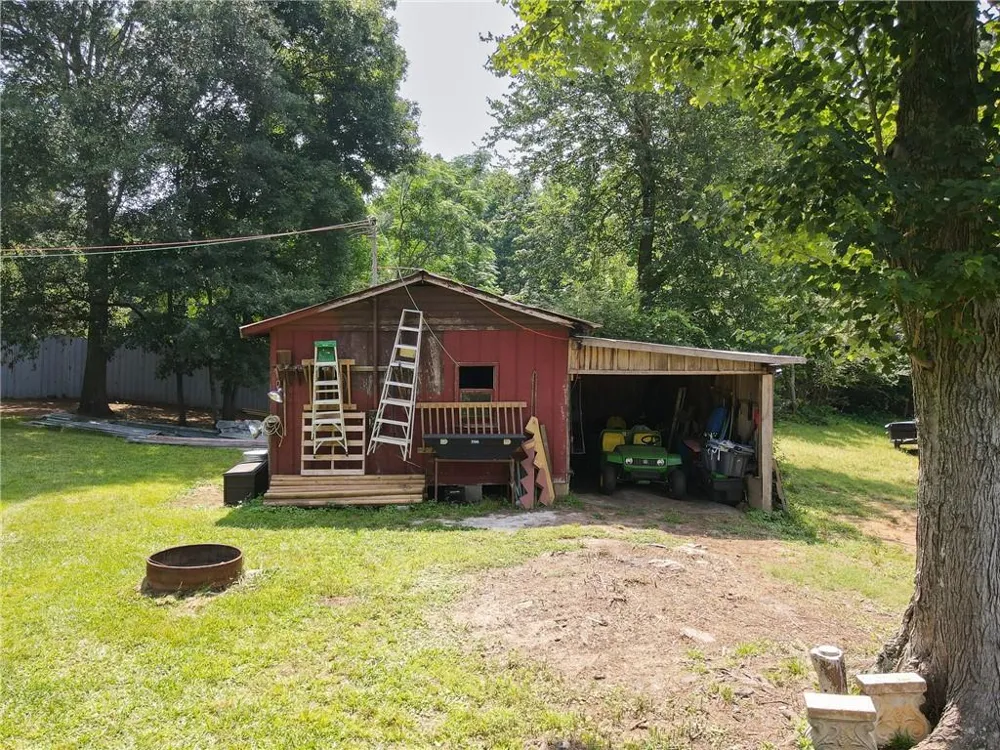 716 Hawkins Road Homer, GA 30547