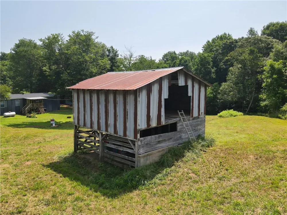 716 Hawkins Road Homer, GA 30547