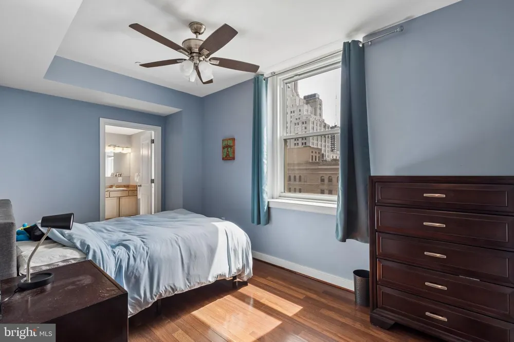 111 S 15TH STREET #1803 Philadelphia, PA 19102